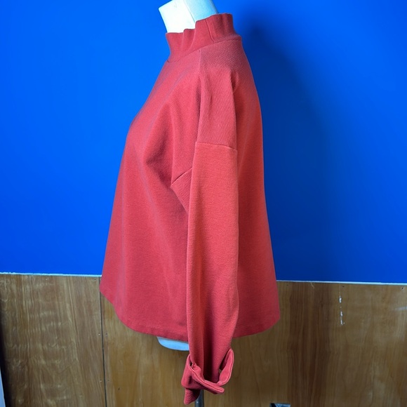 Ann Taylor sweater - Picture 3 of 8